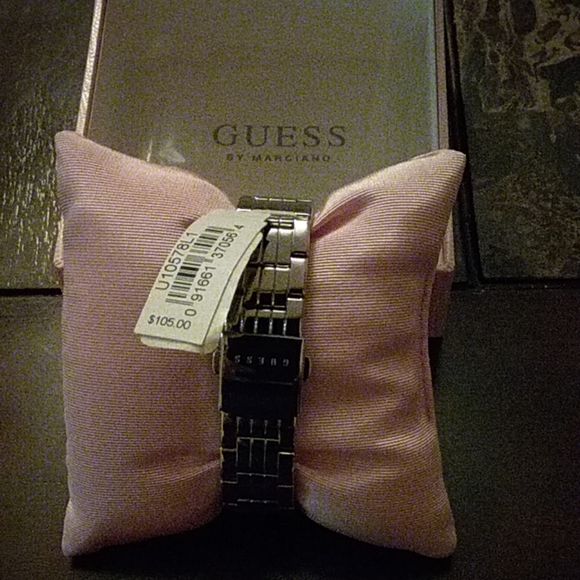 Watch - Picture 2 of 4